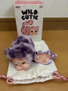 CRYBABY Wild but Neon Cutieぬいぐるみペンダント　紫
