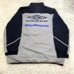 ☆希少☆ アンブロ　ナイロン　トラックパンツ　刺繍ロゴ　柏レイソル　日本製 UMBRO/別注 UMBRO ナイロンライントラックパンツ【限定展開