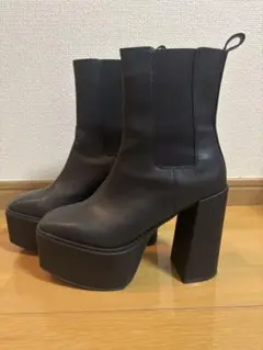 GYDA 厚底 サイドゴアブーツ ブラックのサムネイル