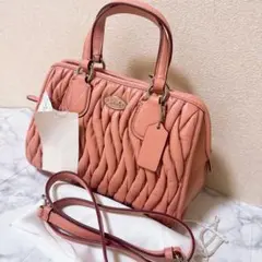 コーチ　ピンク　レザー　2way ショルダーバッグ キルティングデザイン
