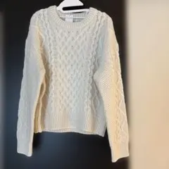 GU ケーブルクルーネックニットプルオーバー