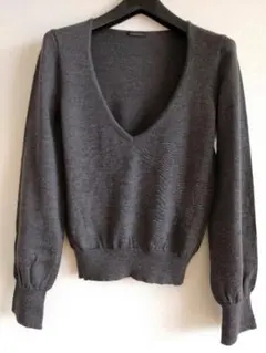 ダークグレー Vネック ニット 長袖