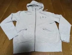 グレー パーカー