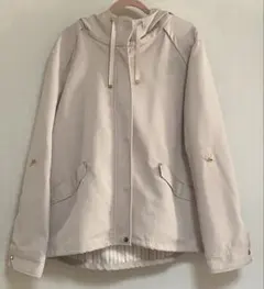 フード付きマウンテンパーカー