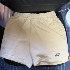 YONEX テニスウェア レディース　ハーフパンツ ベージュ