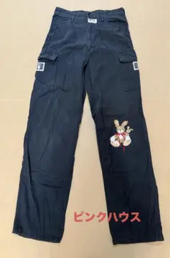 ピンクハウス　ウサギ刺繍カーゴパンツ（黒）