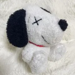 KAWS ✕ PEANUTS ぬいぐるみＭサイズ白黒セット UNIQLO - UNIQLO ユニクロ × KAWS スヌーピー4体セット