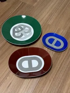 2026年最新】エルメス 皿の人気アイテム - メルカリ