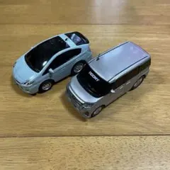 トヨタ ミニカー 2台セットのサムネイル