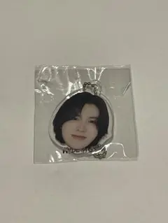 TREASURE ジョンファン 顔アクキー