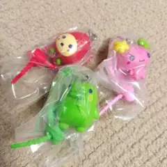 たまごっち　カラフルマルチチャーム　3種　くちぱっちふらわっちいちごっち