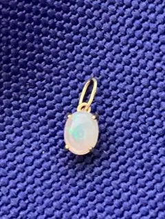 オパール ネックレス