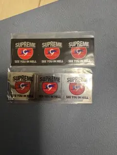 supreme レア　ステッカー