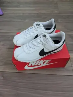 Nike コルテッツ　スニーカー ホワイト/ブラック