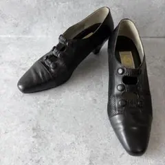 Item thumbnail for item 2bd5ab94-5e4d-4778-ba98-d650564fbac8