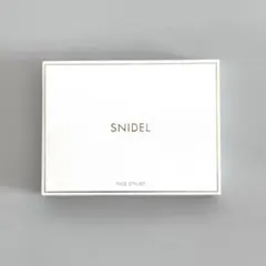 *スナイデル　フェイススタイリスト 01 Iconic Beige