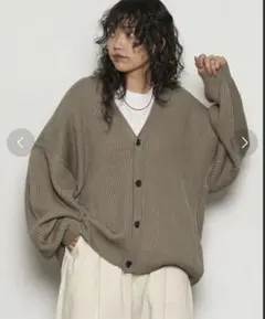 PUBLUXリブ編み Vネックカーディガン