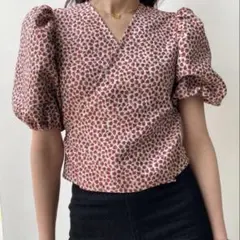 CACHECOEUR Puff Flower Topsのサムネイル