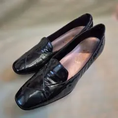 極美品✨銀座ヨシノヤ　幅広パンプス スエード エナメル ブラック 24.5 パンプス – 銀座ヨシノヤオンラインショップ