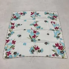 希少　BURBERRY プチカレ　花柄　　ハンカチーフ　スカーフ