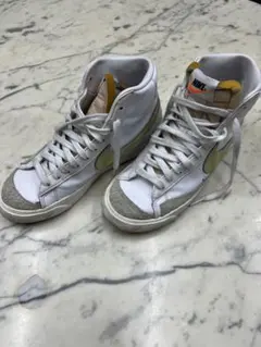 NIKE Blazer Mid ホワイト/グレー/イエロー　24cm