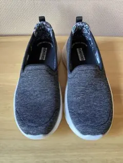 【美品】SKECHERS GOWALK グレー スリッポン　花柄