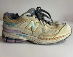 New Balance 23.5cm ベージュ×マルチカラー スニーカー