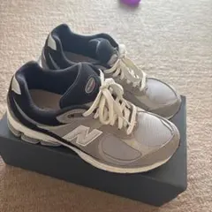 New Balance 2002R 