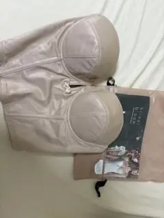 ✳︎ねこ☺︎✳︎ブライダルブルーム ショートビスチェ D65 モカグレー 美品 最 安 価格ファッション - bridal bloom ショートビスチェ