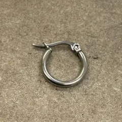 チャンキーピアス シルバー　片耳1点