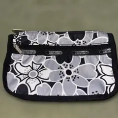 LeSportsac 花柄ポーチ 小型