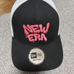 New Eraのトラッカーキャップ（カスタム or 限定デザイン）