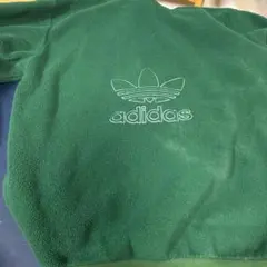 adidas フリースパーカー 緑色 フード付き