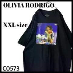 Olivia Rodrigo Guts tour ライブTシャツ【Mサイズ】 - メルカリ