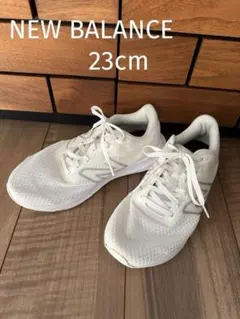 New Balance ホワイト ランニングシューズ