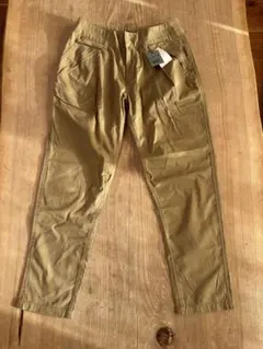 アパートバイローリーズ　カジュアルパンツ