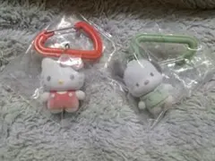 【フロッキー】カラフルカラビナマスコットチャーム キティ・ポチャッコ