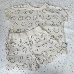 ベビー、キッズ　子供服　セットアップ　ミッフィー　100サイズ