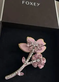 FOXEY フォクシー ブローチ FLEUR フルール クリア 花 フラワー FOXEY フォクシー ブローチ FLEUR フルール クリア 花 フラワー