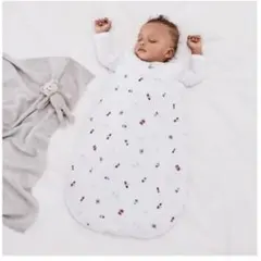 数回使用　the little White company スリーパー