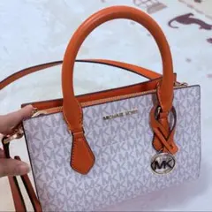 マイケルコース　オレンジベージュ　ショルダーバック