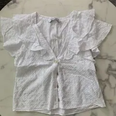 ホワイトフリルシャツ 半袖　ZARA