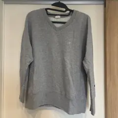 Champion グレー Vネック トレーナー Mサイズ