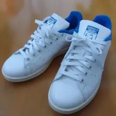 美品 アディダス STAN SMITH スニーカー 24cmのサムネイル