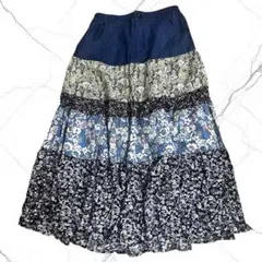 極美品　iS ScoLar パッチワーク　ロングスカート　花柄　デニム　フラワーのサムネイル