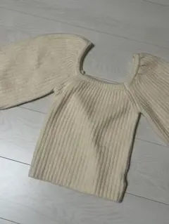 アイボリー リブ編みニット パフスリーブ