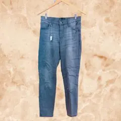 KENDALL KYLIE ブラックスリムフィットデニムパンツ