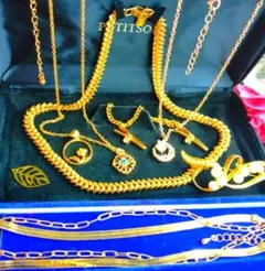 み*ち様 ★遺品整理【金の衝撃】ゴールドネックレスまとめ売り★金の洪水ネックレス