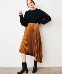 CLANE プリーツロングスカート ブラウンのサムネイル