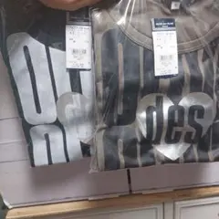 オリーブデオリーブ　スクール　長袖ロングTシャツ　黒とカーキ
